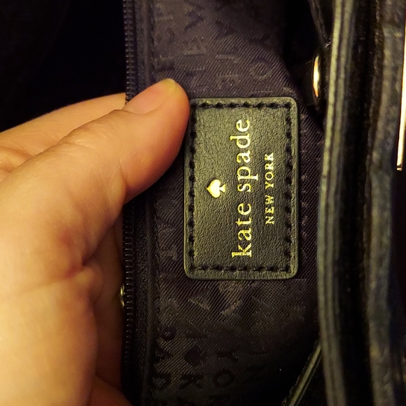 Kate Spade purse - Picture 5 of 9